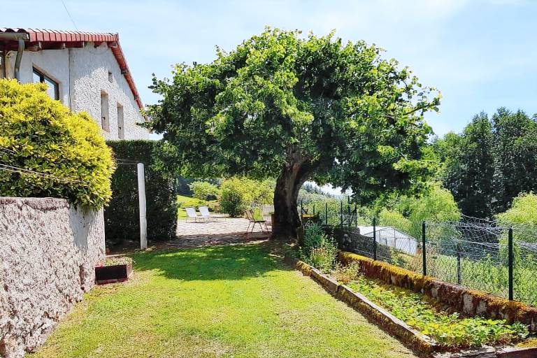 Gite with garden & patio | Pet-friendly — photo 5