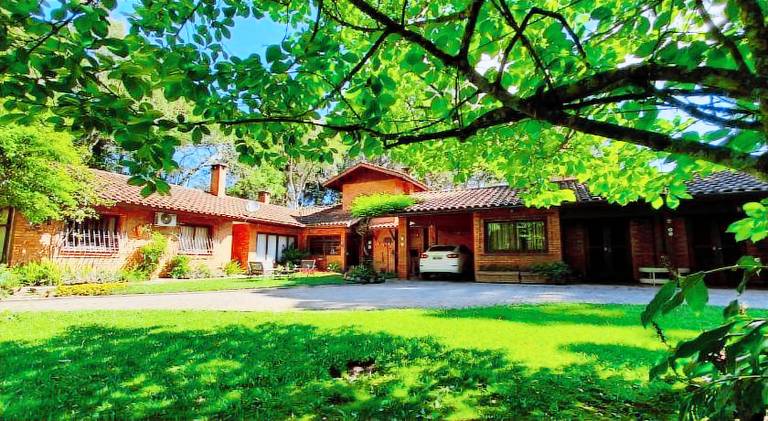 House with 4 rooms for 11 persons in Gramado