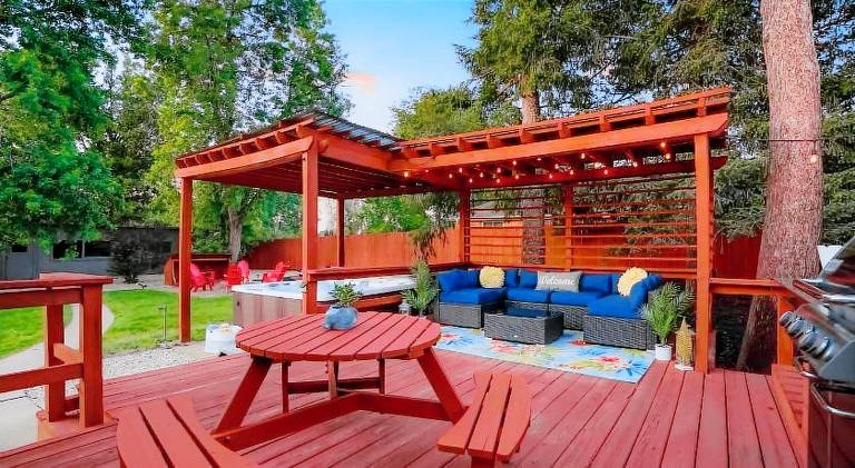 House with jacuzzi | Pets allowed in Wheat Ridge, CO