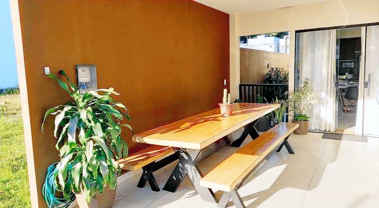 House with pool | Pets allowed — photo 3