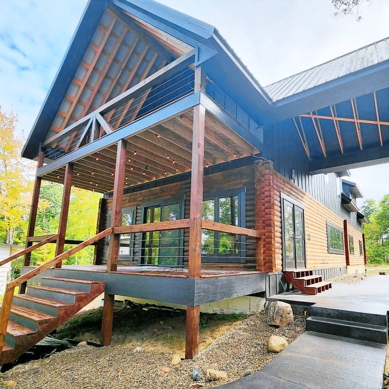 Cabin Backus