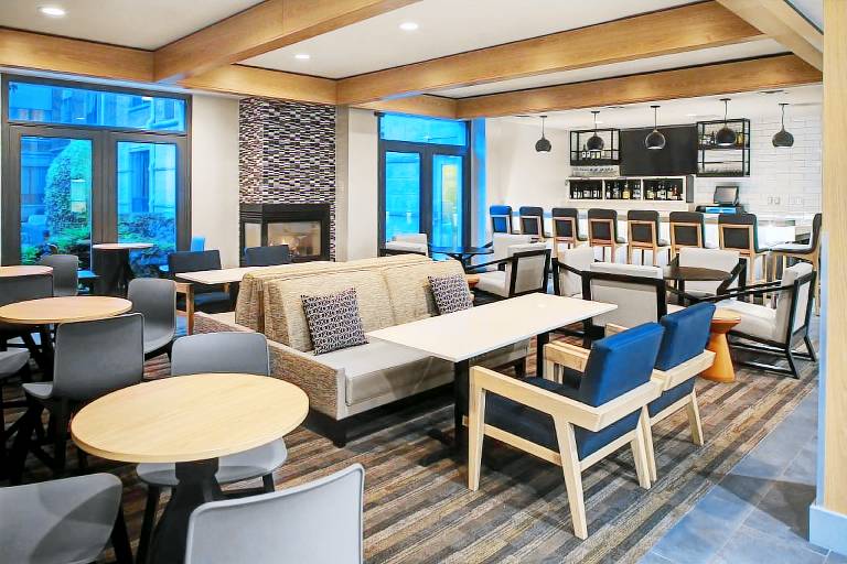Hyatt House Dallas Lincoln Park — photo 3