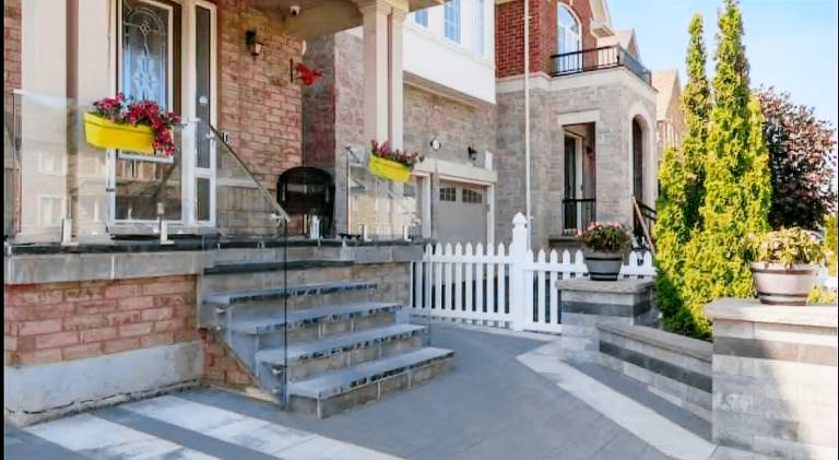 Apartment | Pets allowed in Brampton, ON