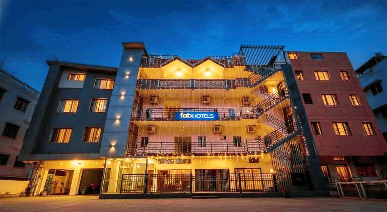 FabExpress Ivory Pearl Nr Sony Signal