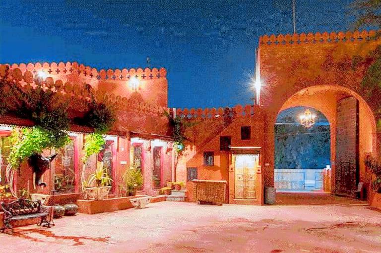 Hotel Bhairon Vilas