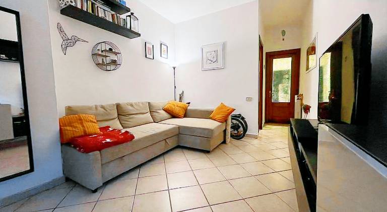 Vacation home with 1 room for 4 persons in Viareggio