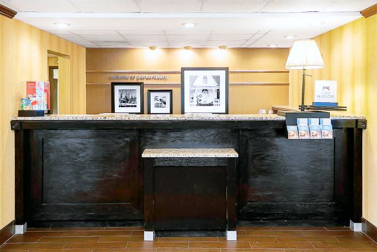 Hampton Inn Parkersburg-Mineral Wells — photo 4