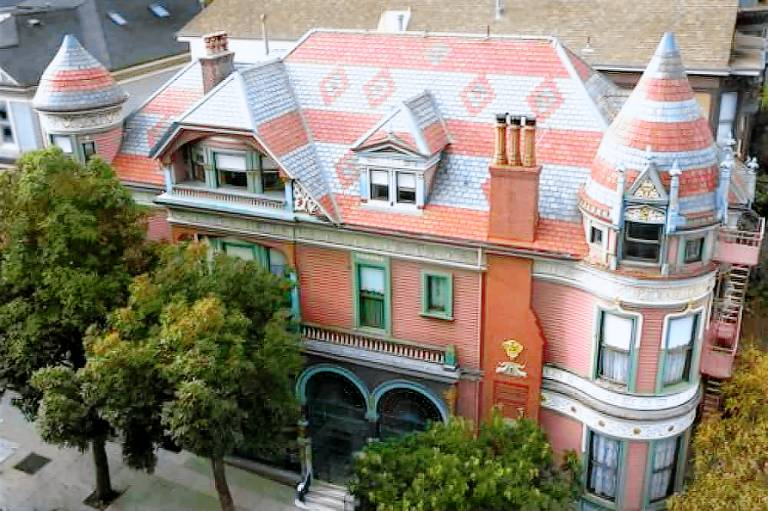 Chateau Tivoli B&B