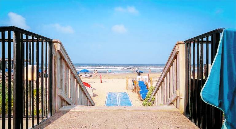 Toucans Retreat Tranquil 1BR Condo with Patio 102 — photo 4