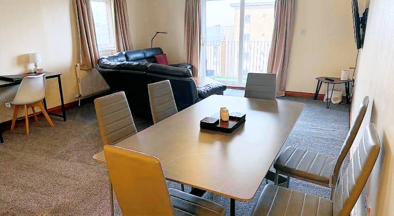 Holiday apartment with patio — photo 2