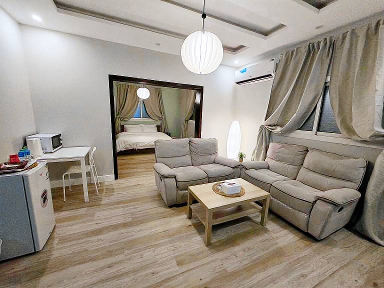 Apartment Al Rawdah