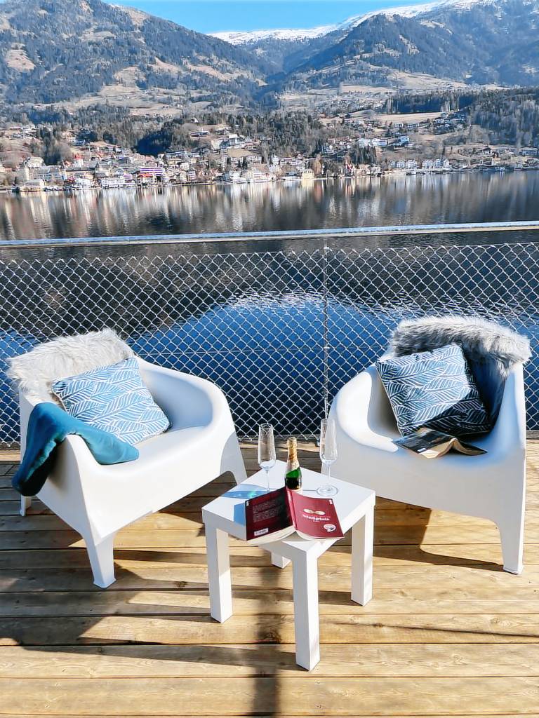 House with yard, terrace & hot tub | Lake view — photo 5