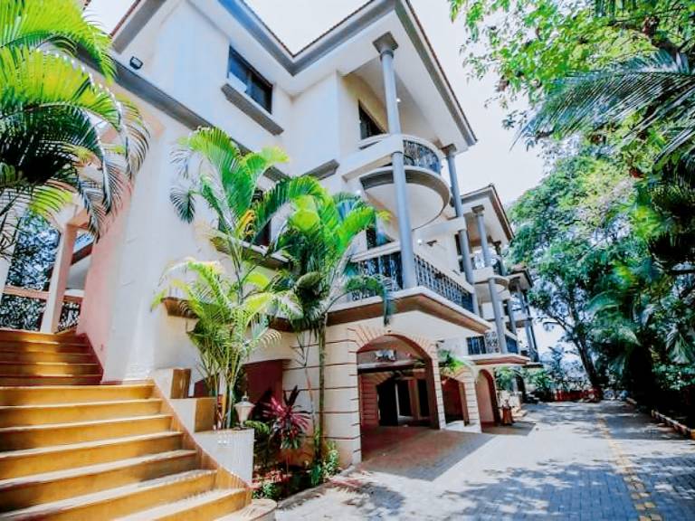 Aveeno Resort near Calangute and Baga in Calangute