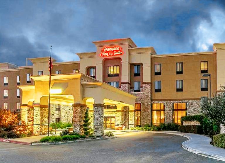 Hampton Inn & Suites Sacramento-Elk Grove Laguna 1-5 in Elk Grove, CA