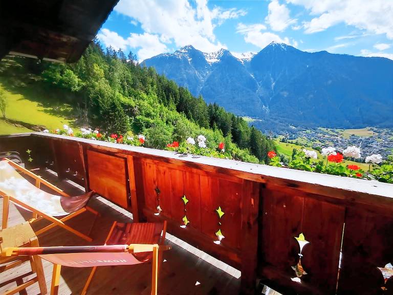 Holiday apartment with terrace, grill & garden in Oetz