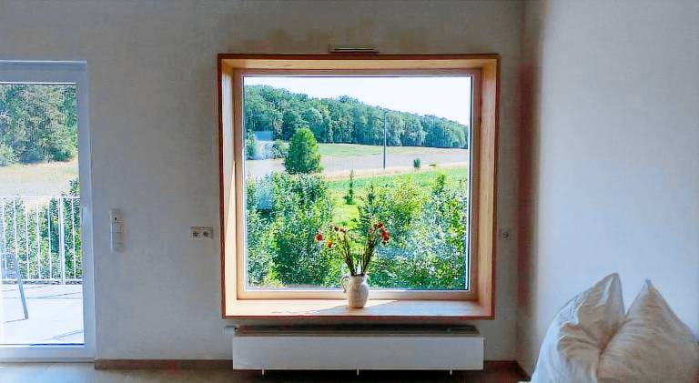 Holiday apartment with yard & patio — photo 4
