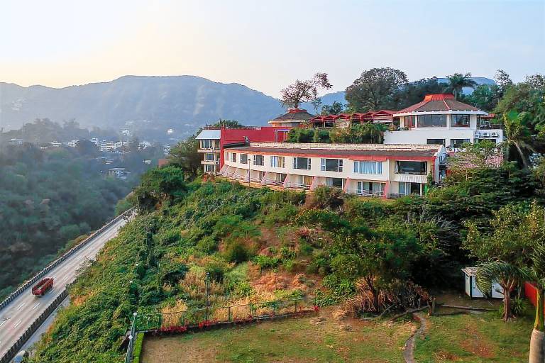 The Dukes Retreat Resort