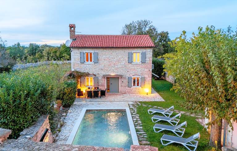 Maison de vacances  Šivati