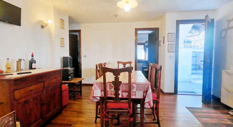Rental apartment with 2 rooms for 4 persons — photo 3
