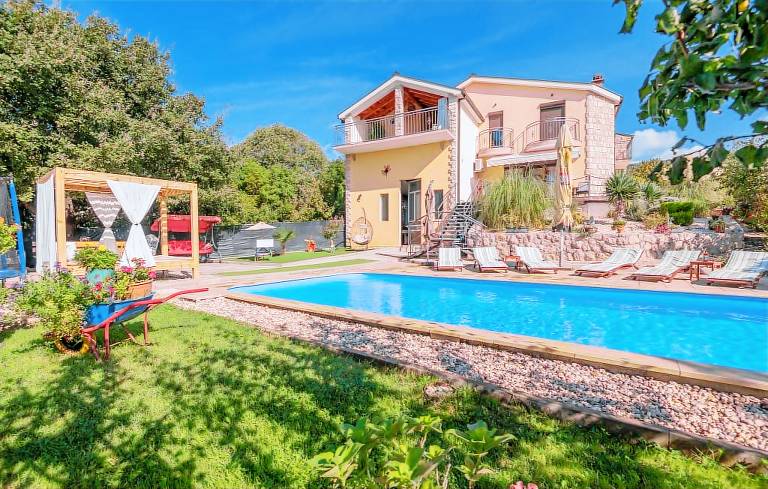 Villa  Gornji Vinjani