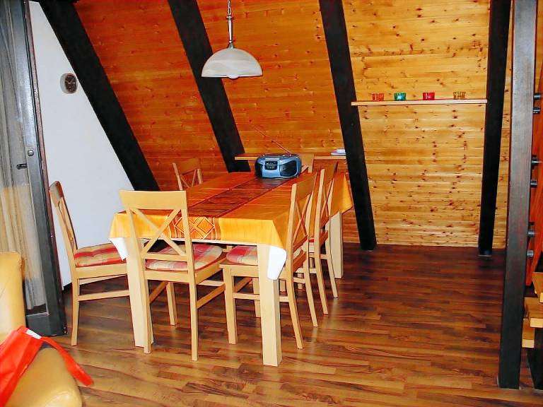 Child-friendly house with patio, pool & barbecue | Nature view | Dogs allowed — photo 4