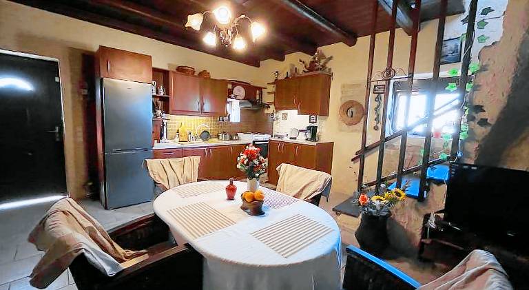 Villa with private pool, grill & terrace — photo 3