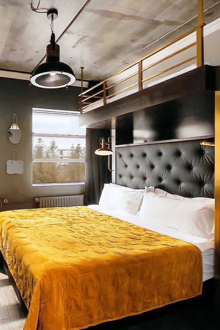 R13 Triple studio with bunk bed