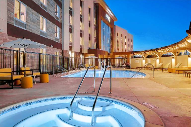 Home2 Suites by Hilton Petaluma — photo 2