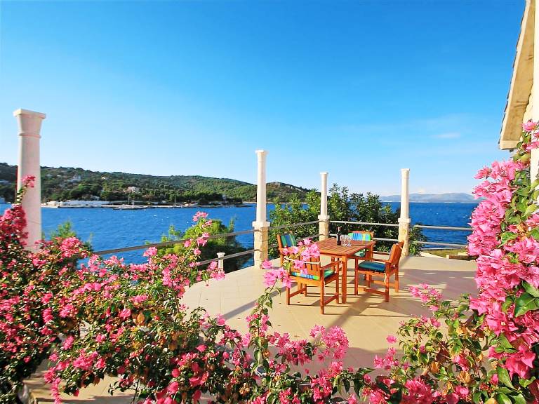 Ferienhaus in Rogač, Grohote , Kroatien für max. 8 Personen