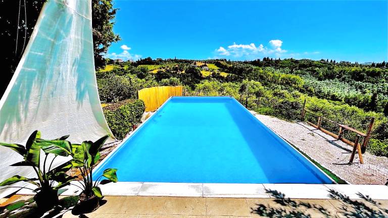 Vacation home with private pool, grill & patio — photo 2
