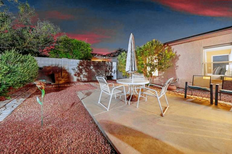 House  Rancho Bueno