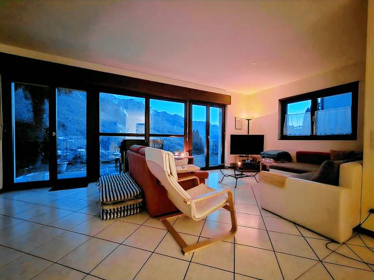 Vacation home with garden & terrace — photo 4