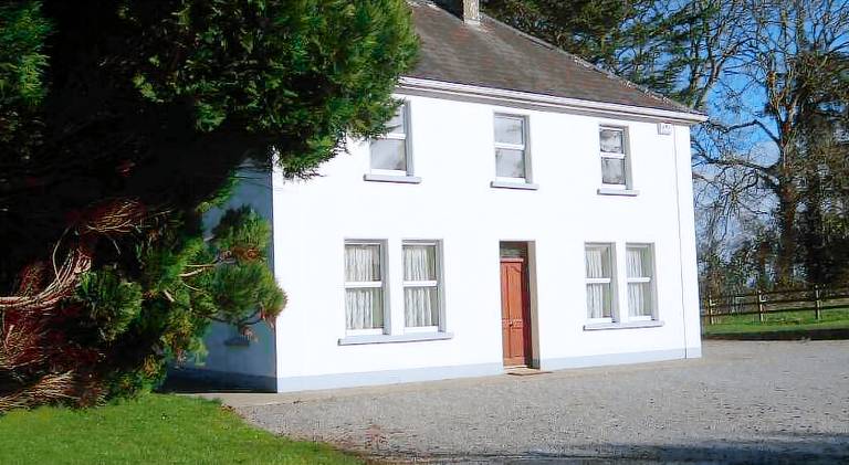 Vacation home | Pets allowed in Limerick