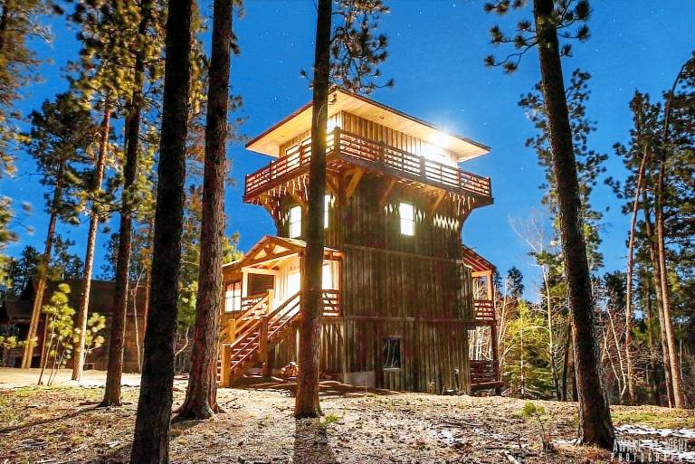 Cabin Lead