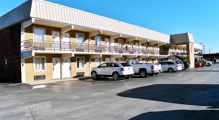 Inn of Lenoir Motor Lodge — photo 3