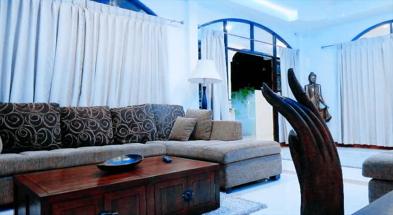 Charming villa with jacuzzi & pool | Dogs allowed — photo 4
