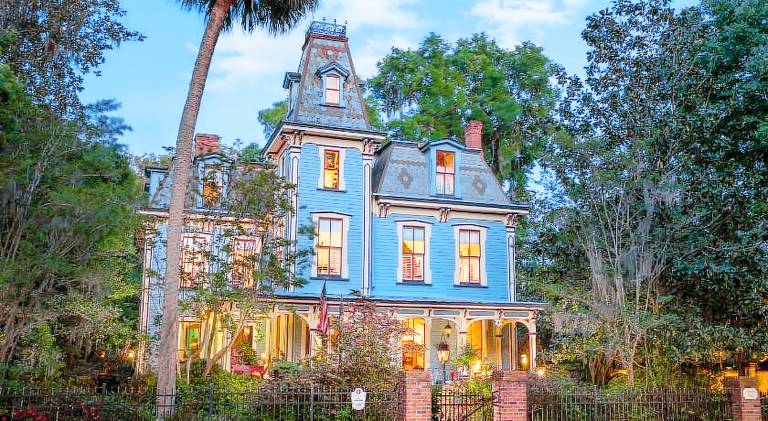 Magnolia Plantation & Cottages in Alachua, FL