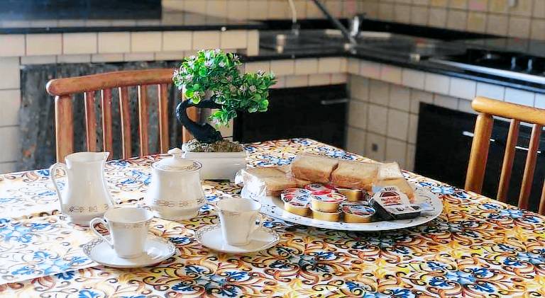 Holiday apartment with 3 rooms for 6 persons in Brindisi