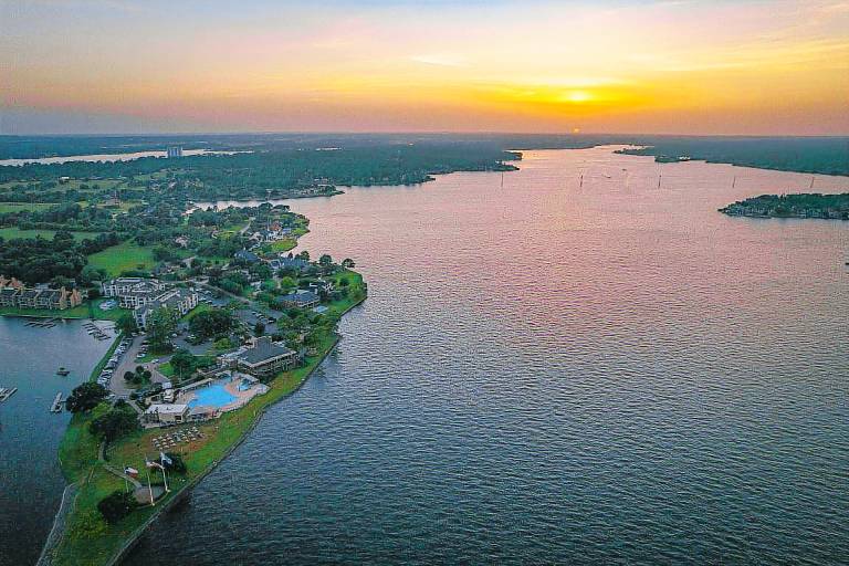 House Lake Conroe