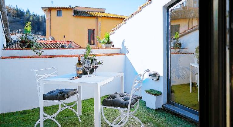 Rental apartment with terrace — photo 3