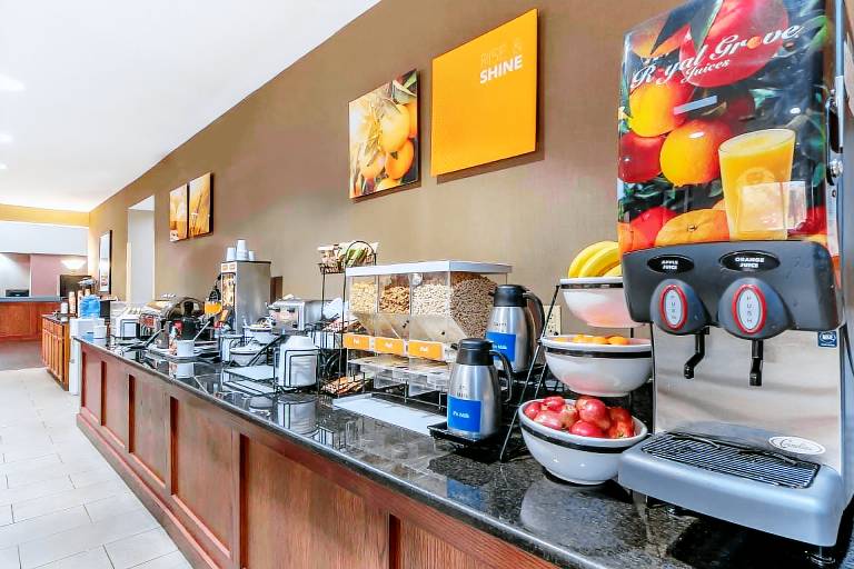 Comfort Inn & Suites Lees Summit - Kansas City — photo 4
