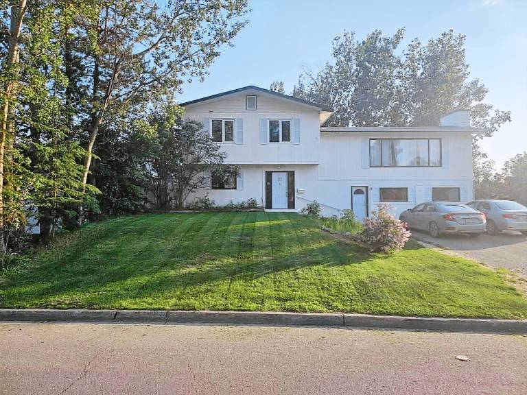 House  Whitehorse