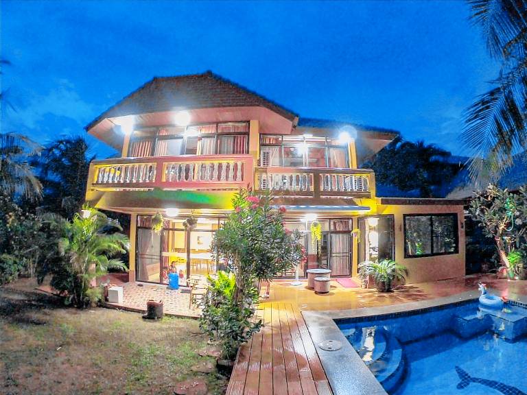 House with barbecue, yard & pool | Good for workation — photo 4