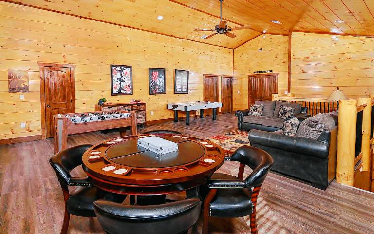 Mountview Paradise - Pool, Mountain View & Games! — photo 2