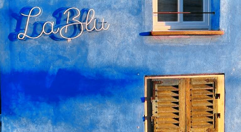 La Blu di Via Silvano 8 in Monforte d'Alba