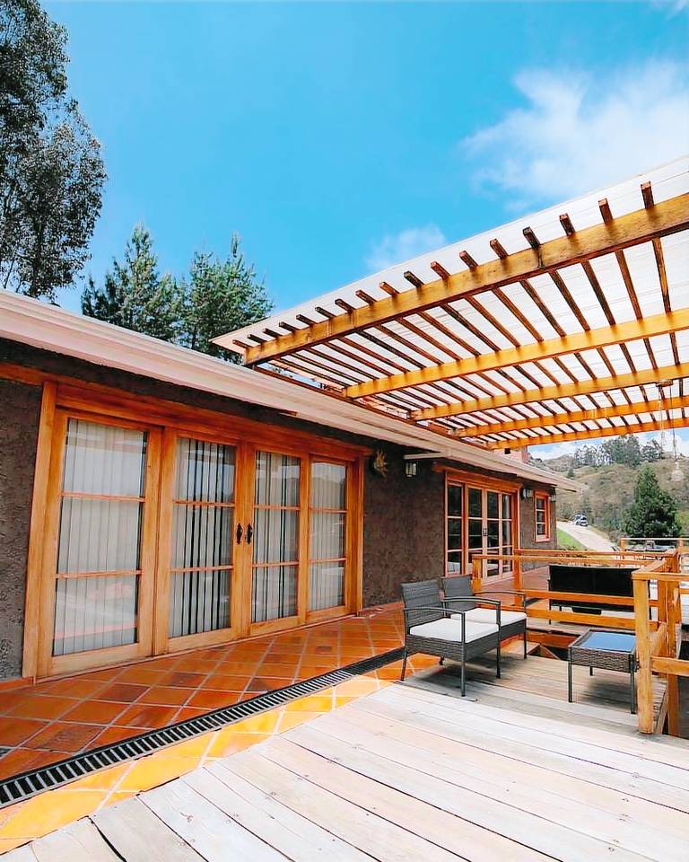 Albergue  Déleg