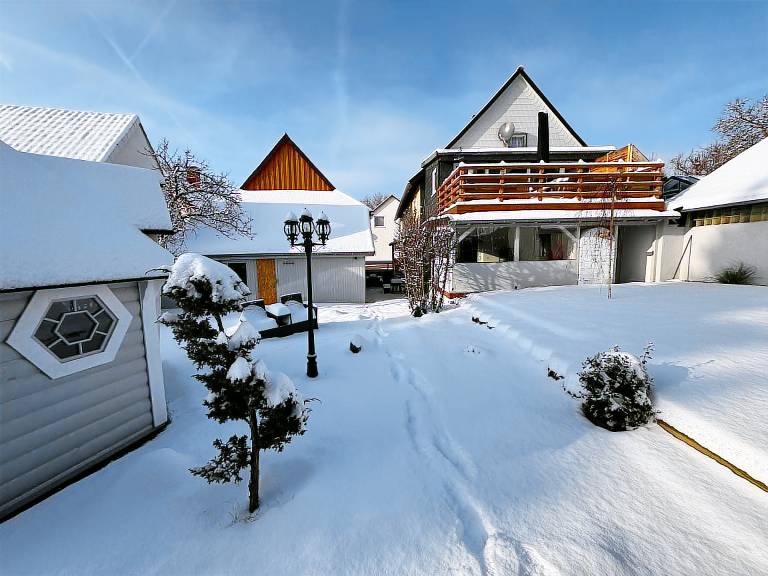Vacation home with terrace, sauna & grill — photo 4