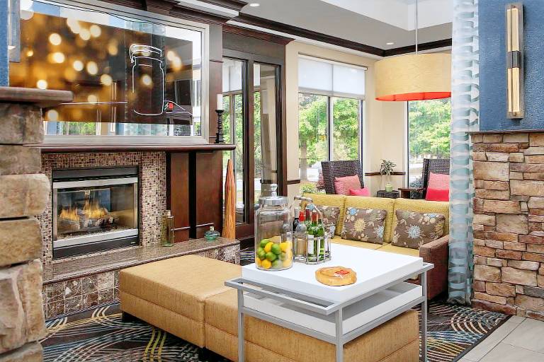 Hilton Garden Inn Charlotte/Mooresville — photo 3
