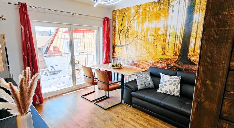 Apartment with patio — photo 3