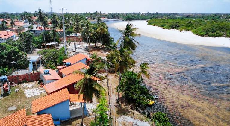 Lodge with garden in Santo Amaro do Maranhão